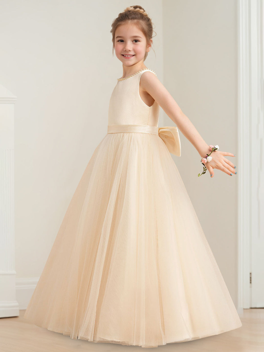 Ball Gown Scoop Neck Sleeveless Knee-Length Flower Girl Dress with Beads,Pearls & Bowknot