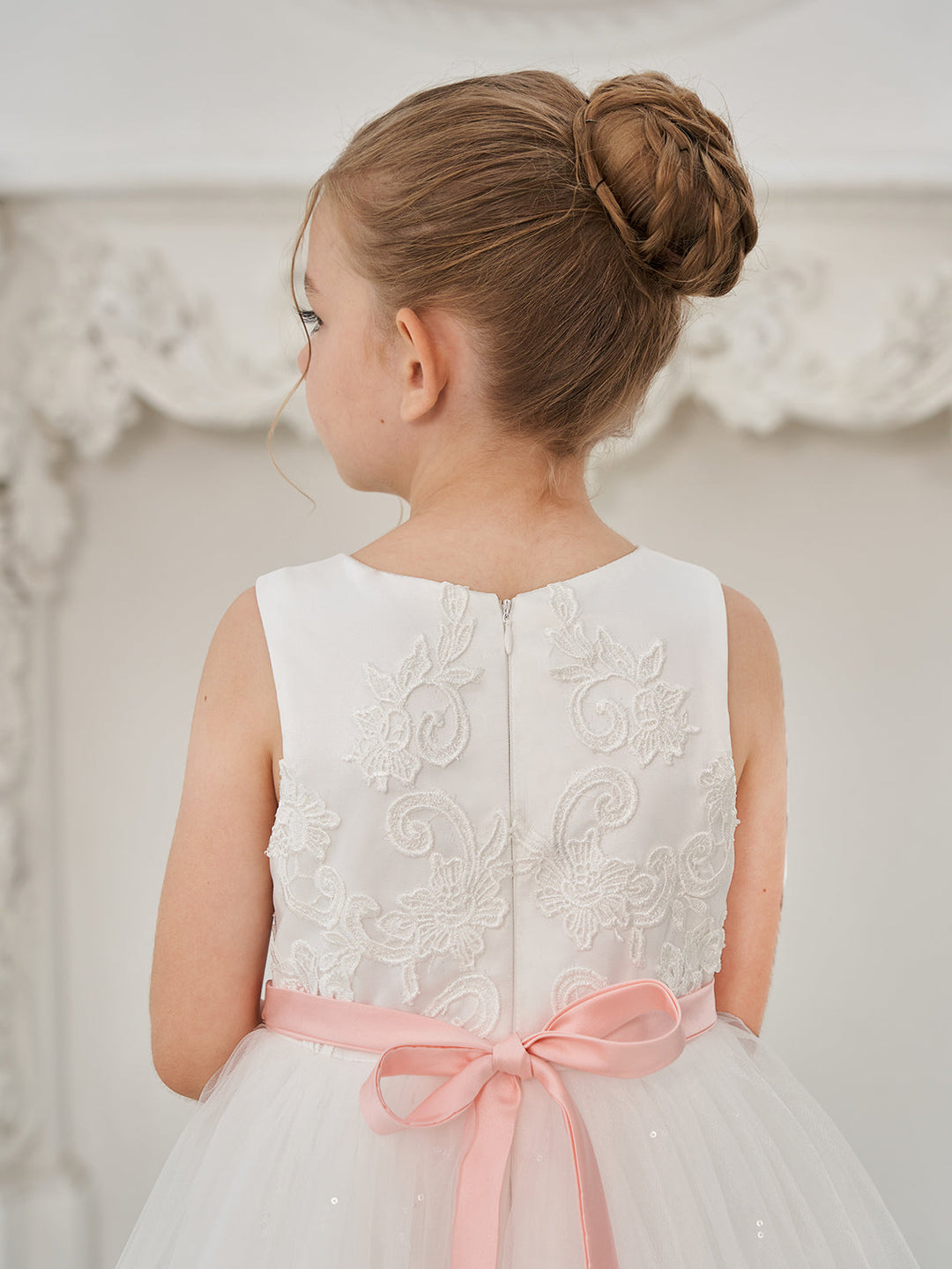 Ball-Gown/Princess Tulle Floor-length Ivory Flower Girl Dress