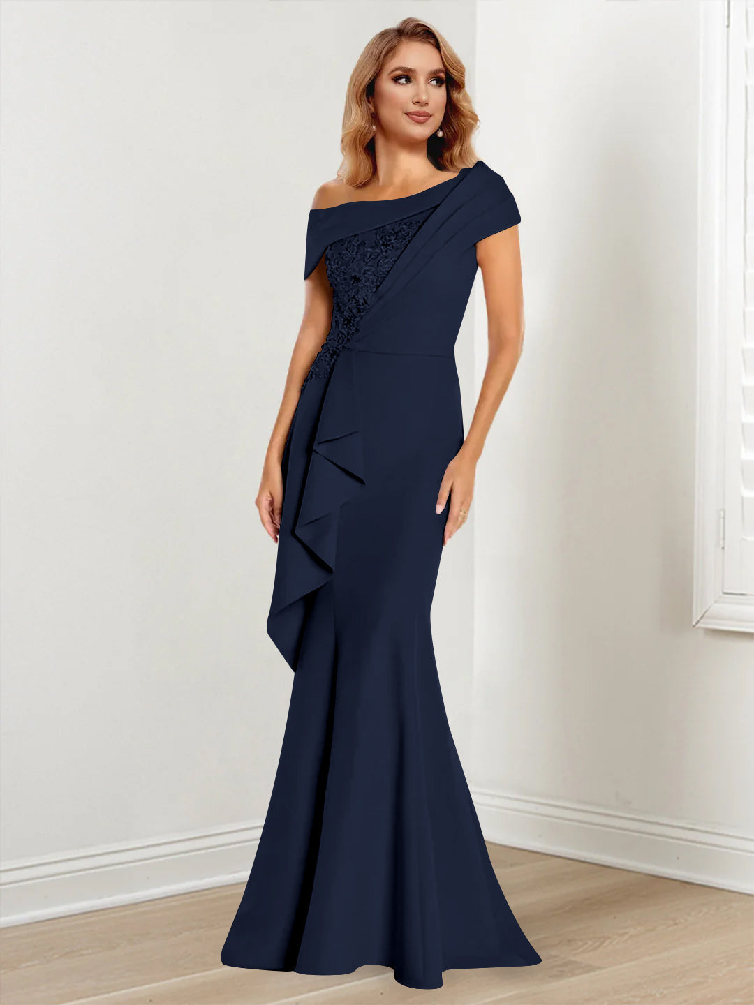 Trumpet/Mermaid One-Shoulder Long Sleeves Mother of the Bride Dresses With Lace