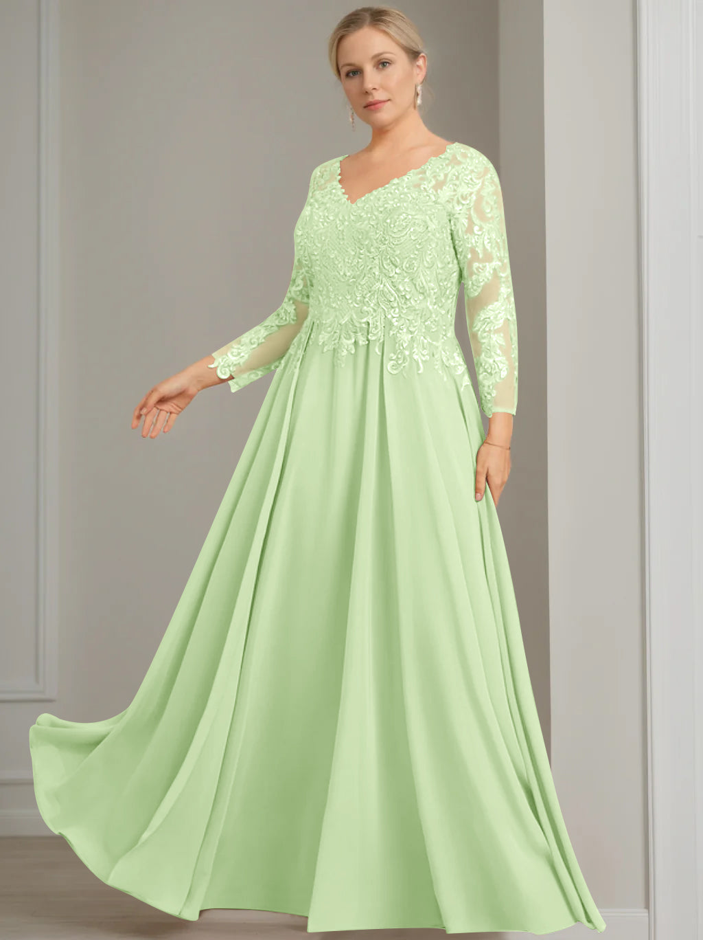 A-Line/Princess V-Neck 3/4 Length Sleeves Floor-Length Plus Size Mother of the Bride Dresses with Sequins