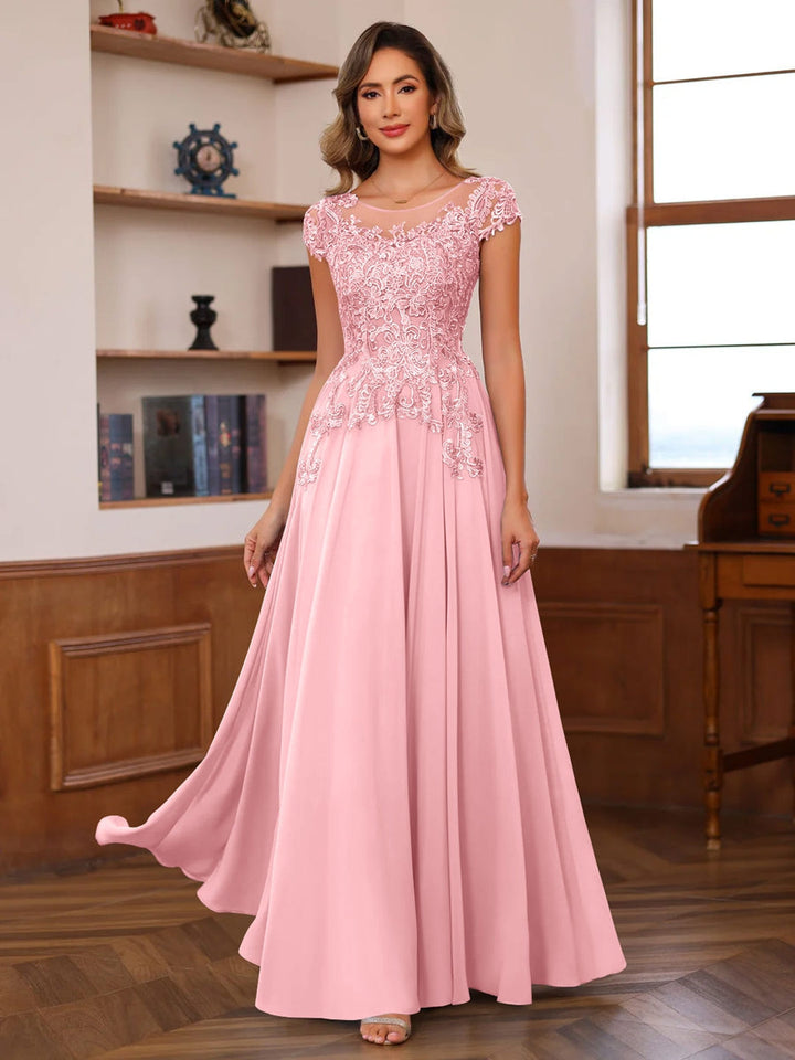 A-Line/Princess Scoop Neck Short Sleeves Floor-Length Mother of the Bride Dresses with Appliques