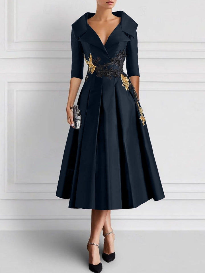A-Line/Princess V-Neck Tea-Length Elegant Mother of the Bride Dresses with Appliques
