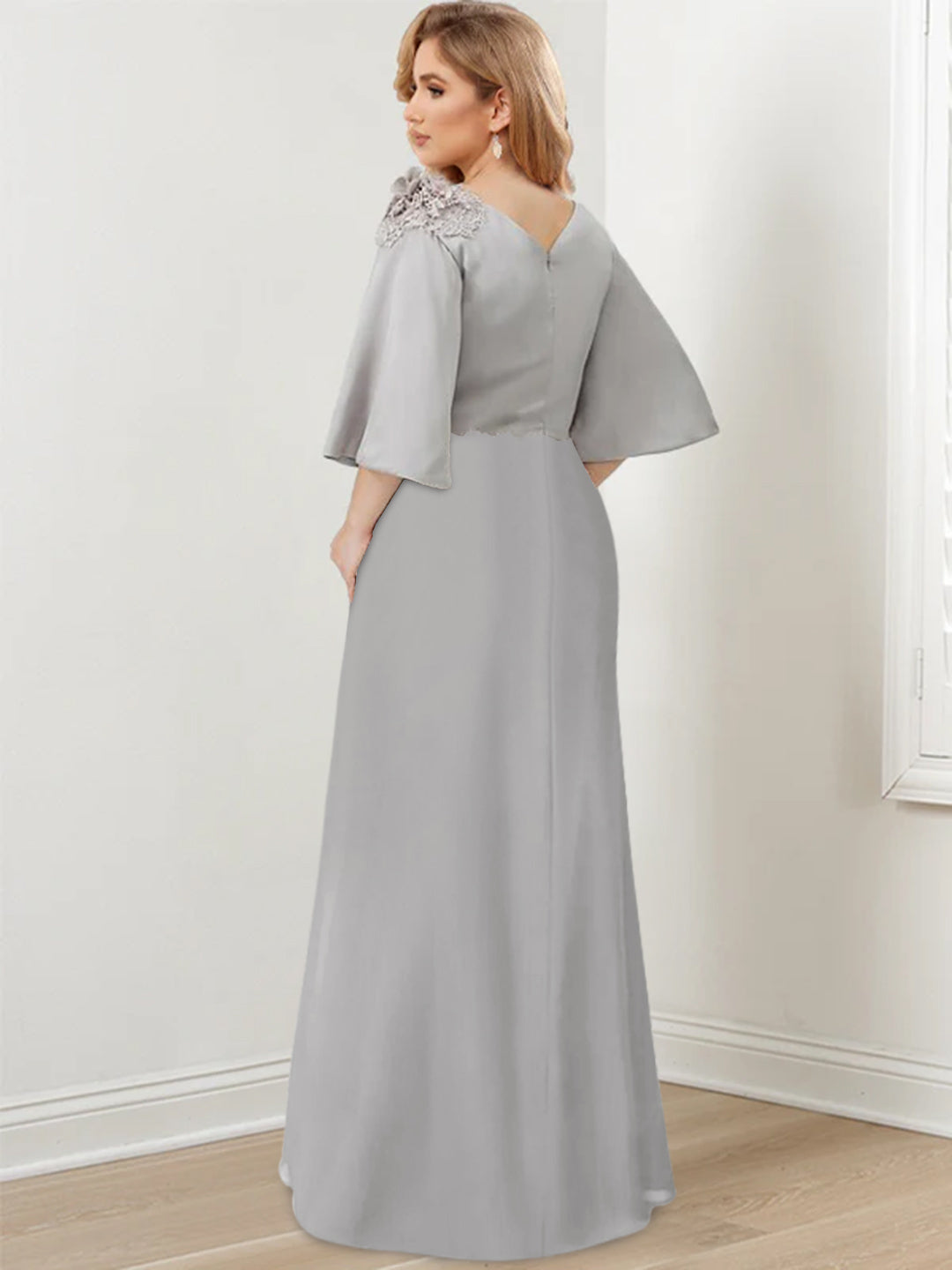 A-Line/Princess Scoop Neck 3/4 Length Sleeves Floor-Length Mother of the Bride Dresses with Ruffles