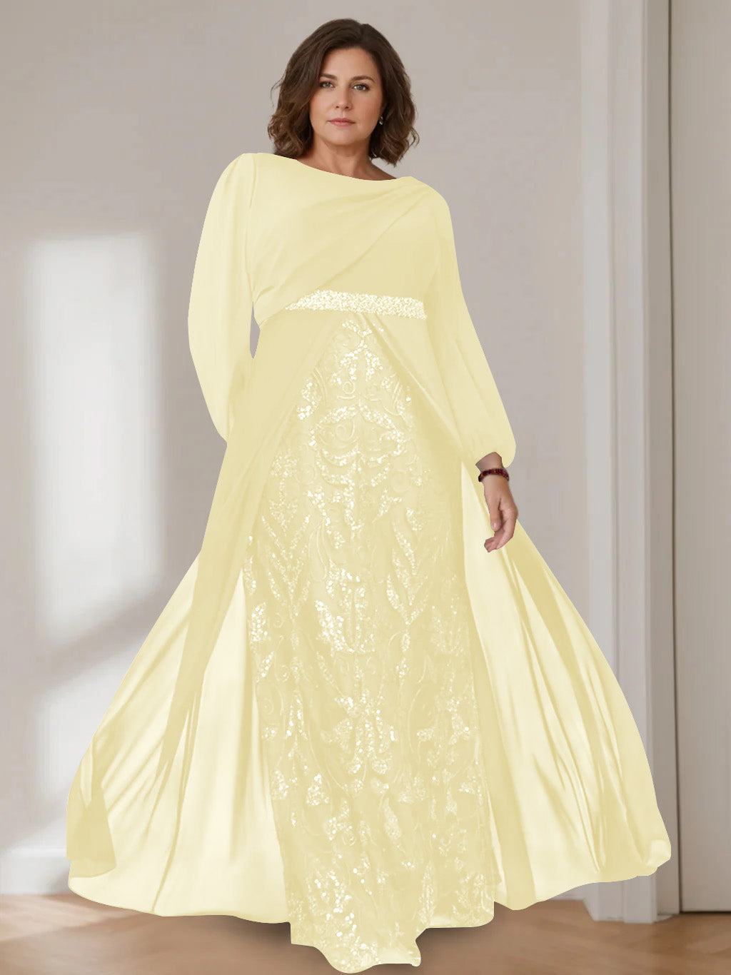 A-Line/Princess Scoop Long Sleeves Floor-Length Plus Size Mother of the Bride Dresses with Sequins