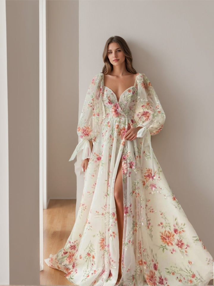 A-Line/Princess Sweetheart Long Sleeves Floor-Length  Formal Dresses with Embroidery