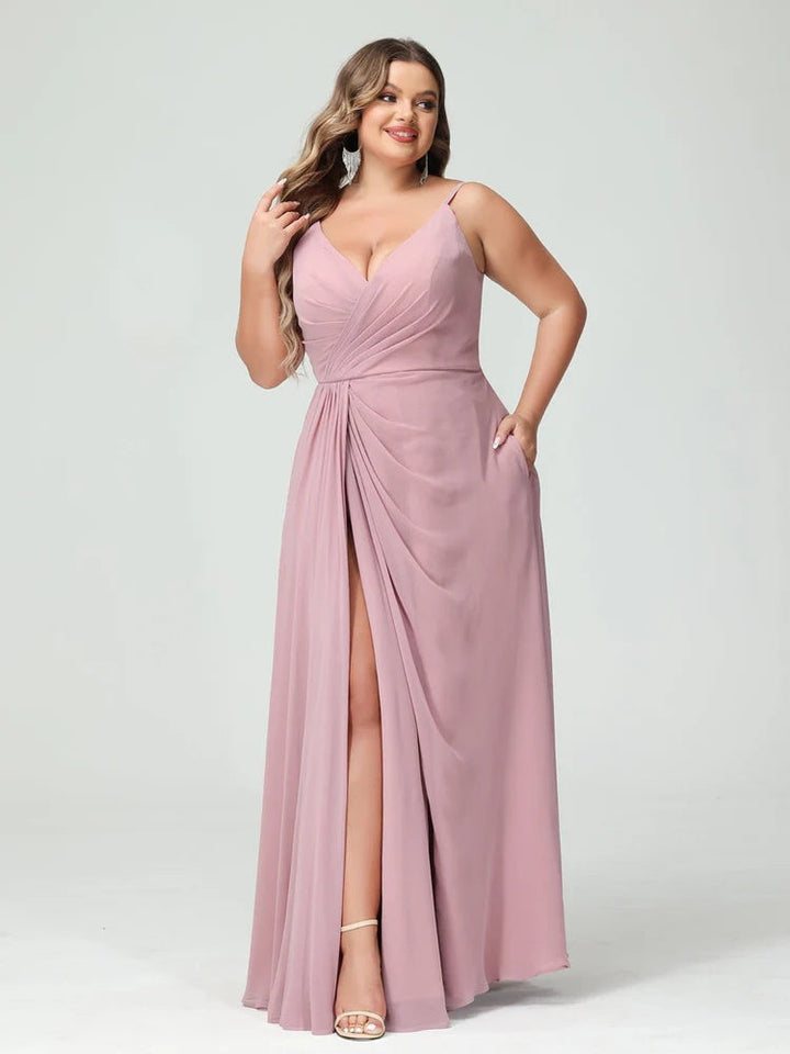 A-Line/Princess Spaghetti Straps Sleeveless Chiffon Plus Size Bridesmaid Dresses with Pockets & Split Side