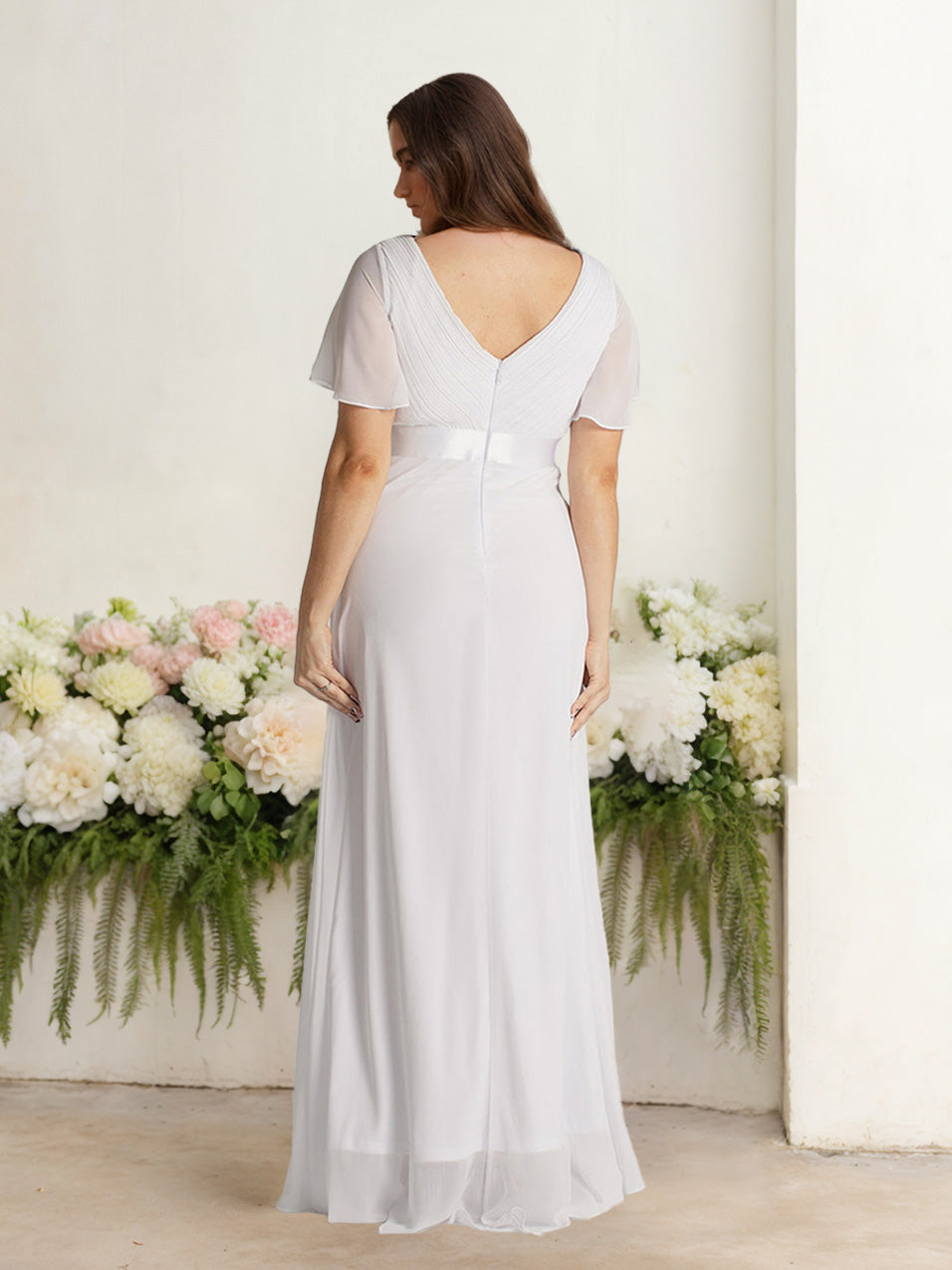 A-Line/Princess Deep V-Neck Short Sleeves Floor-Length Plus Size Bridesmaid Dresses with Ruffles