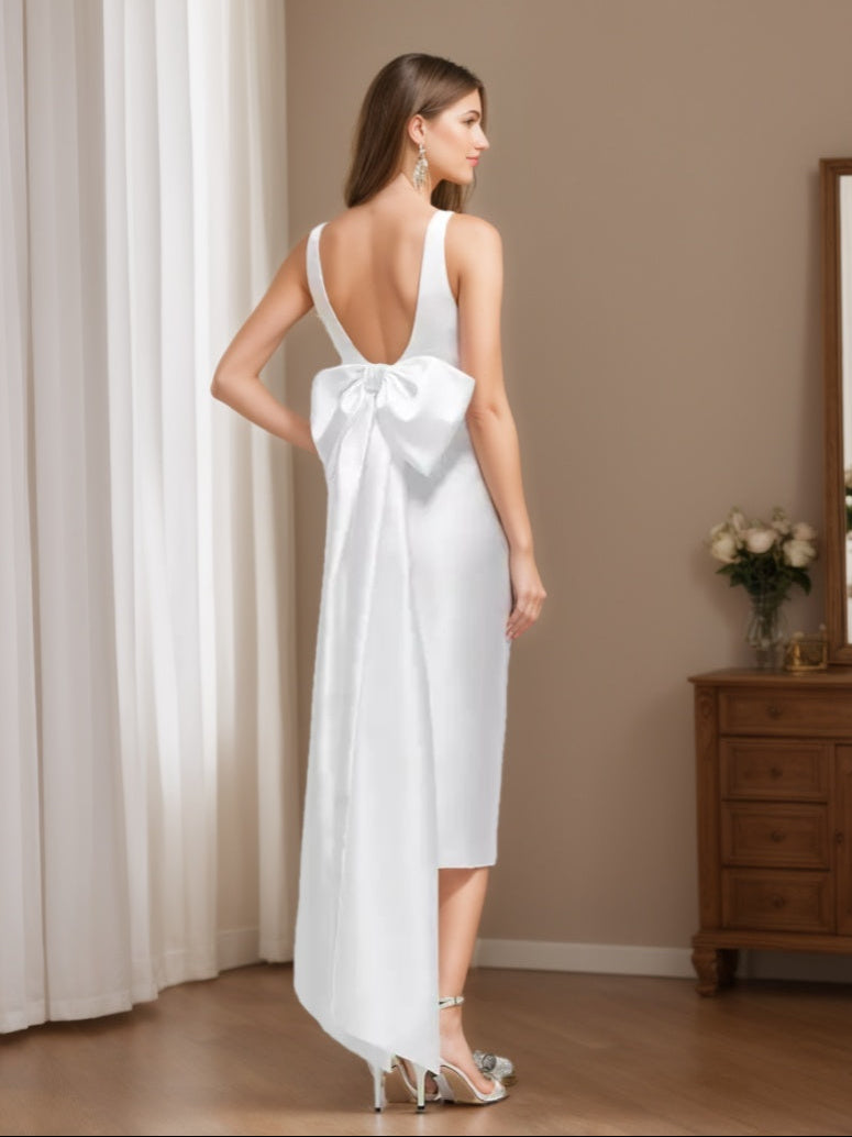 Sheath/Column Scoop Sleeveless Wedding Dresses with Floor-Length Bow