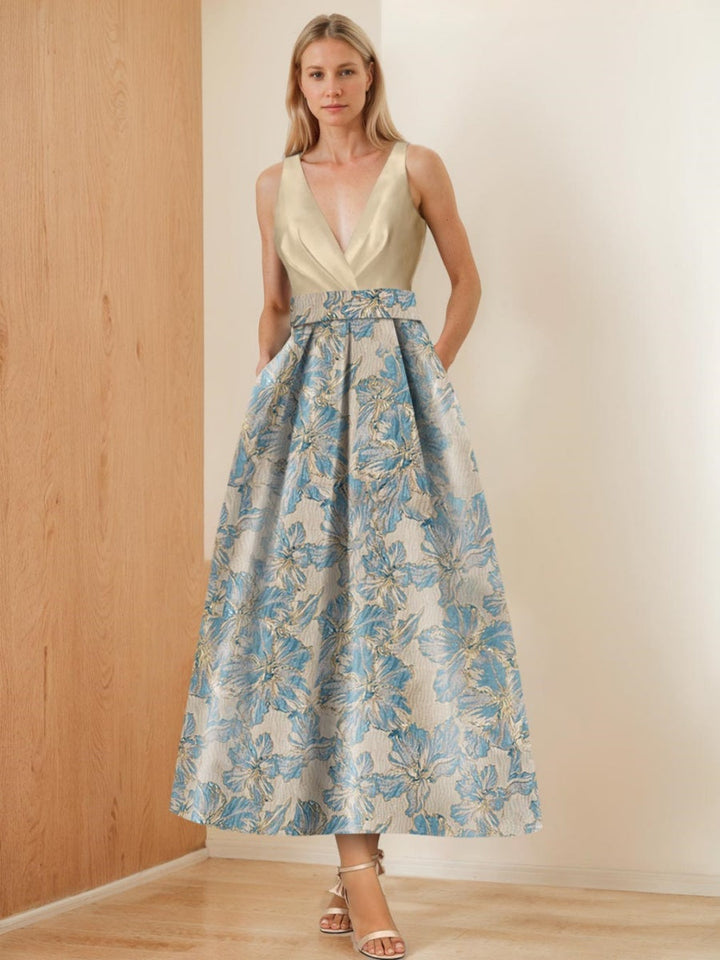 A-Line/Princess V-Neck Sleeveless Ruched Printed Floral Mother of the Bride Dresses