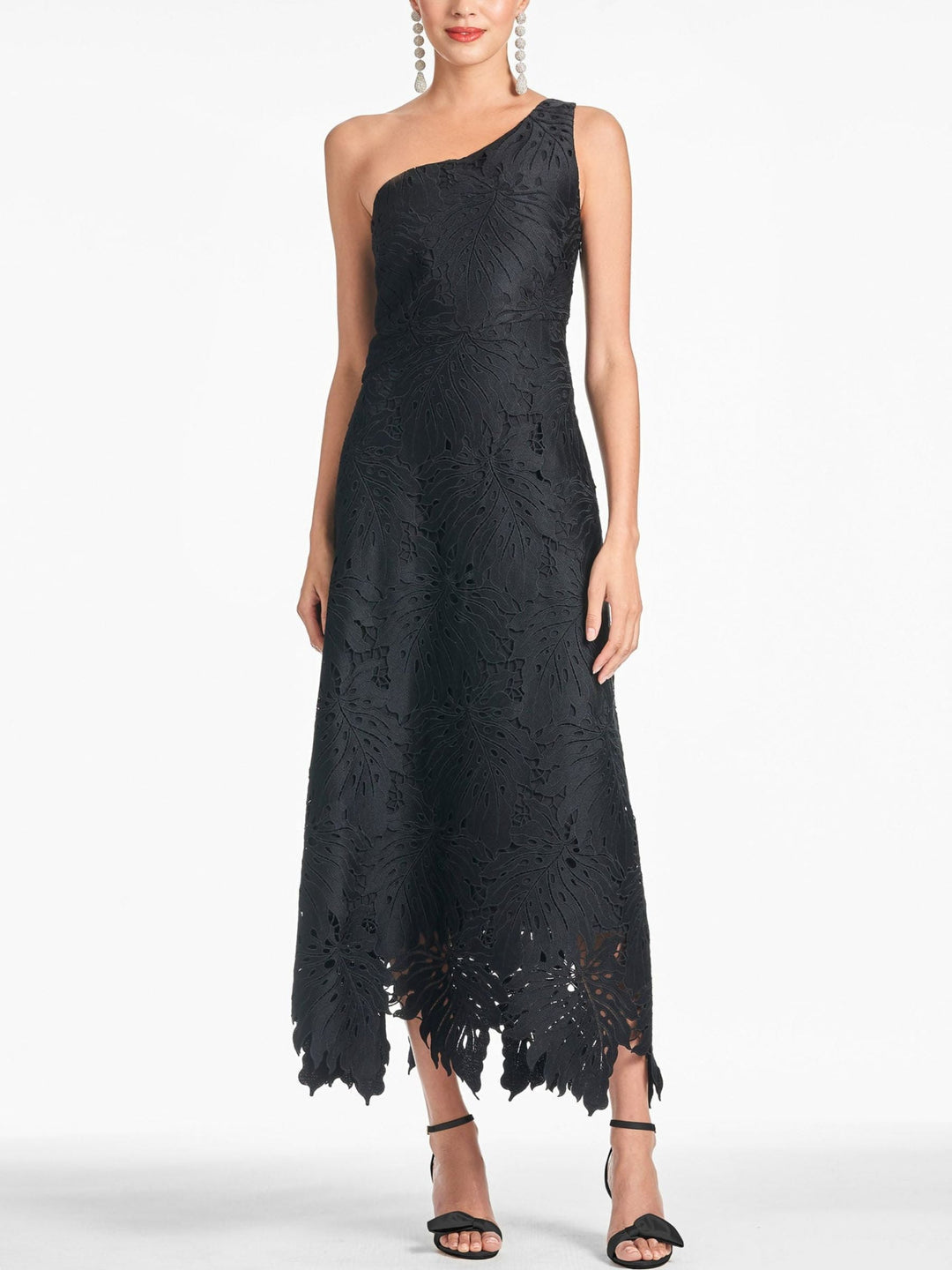 A-Line/Princess One-shoulder Sleeveless Asymmetrical Black Cocktail Dresses With Appliques Lace