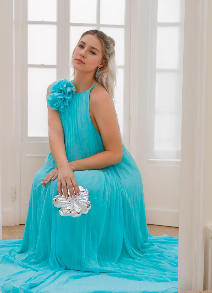 A-Line/Princess Halter Neck Sleeveless Chiffon Formal Dresses with Flower & Ruffles