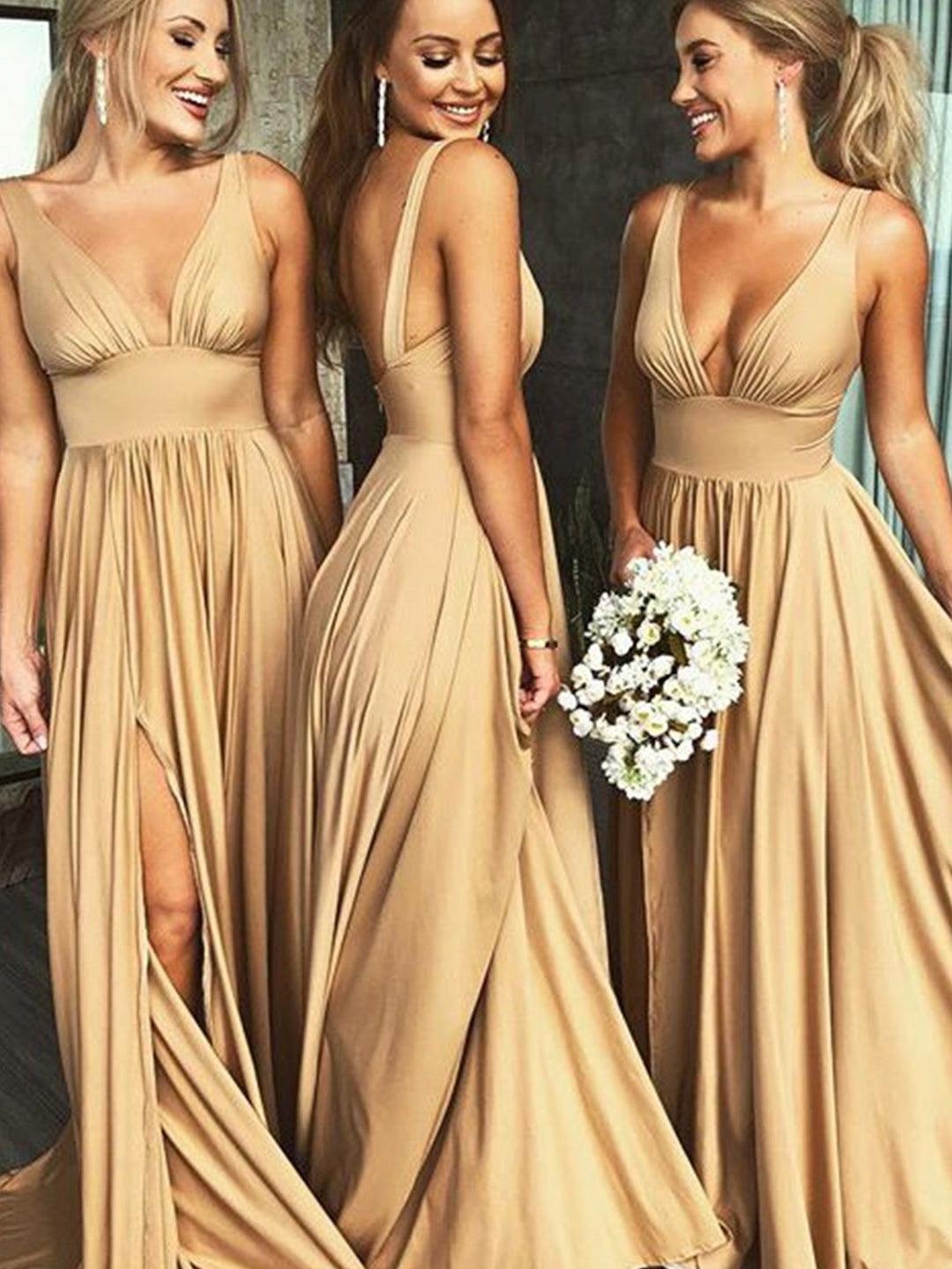 A-Line/Princess Sexy Plunge V-Neck Sleeveless Floor-Length Pleated Bridesmaid Dresses with Slit