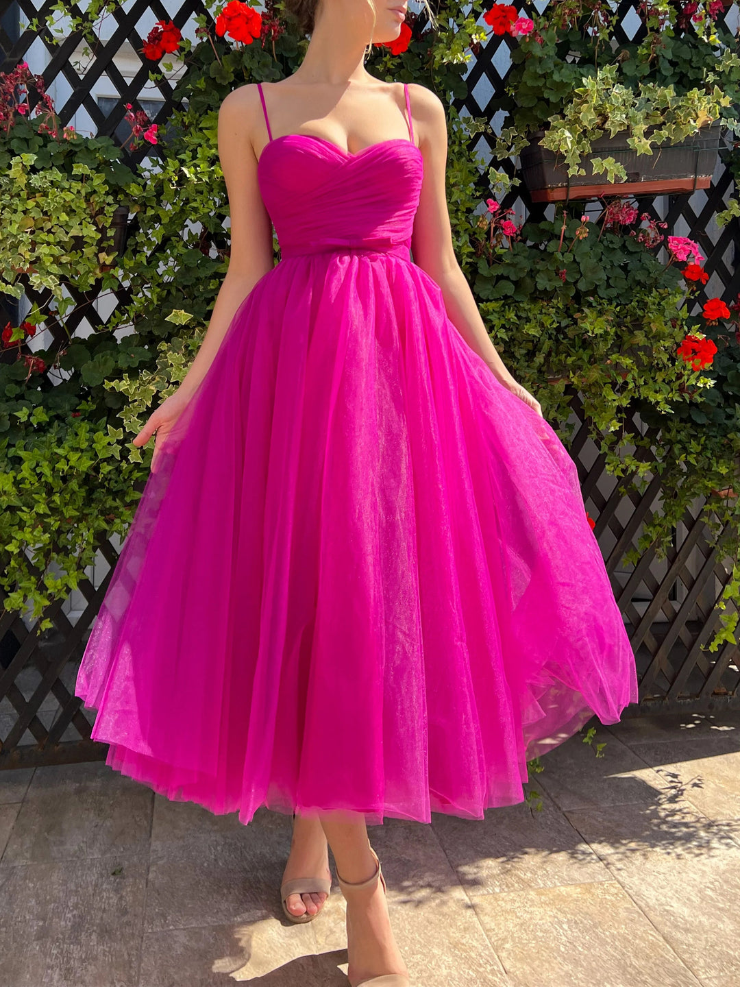 A-Line/Princess Spaghetti Straps Tea-Length Formal Dresses